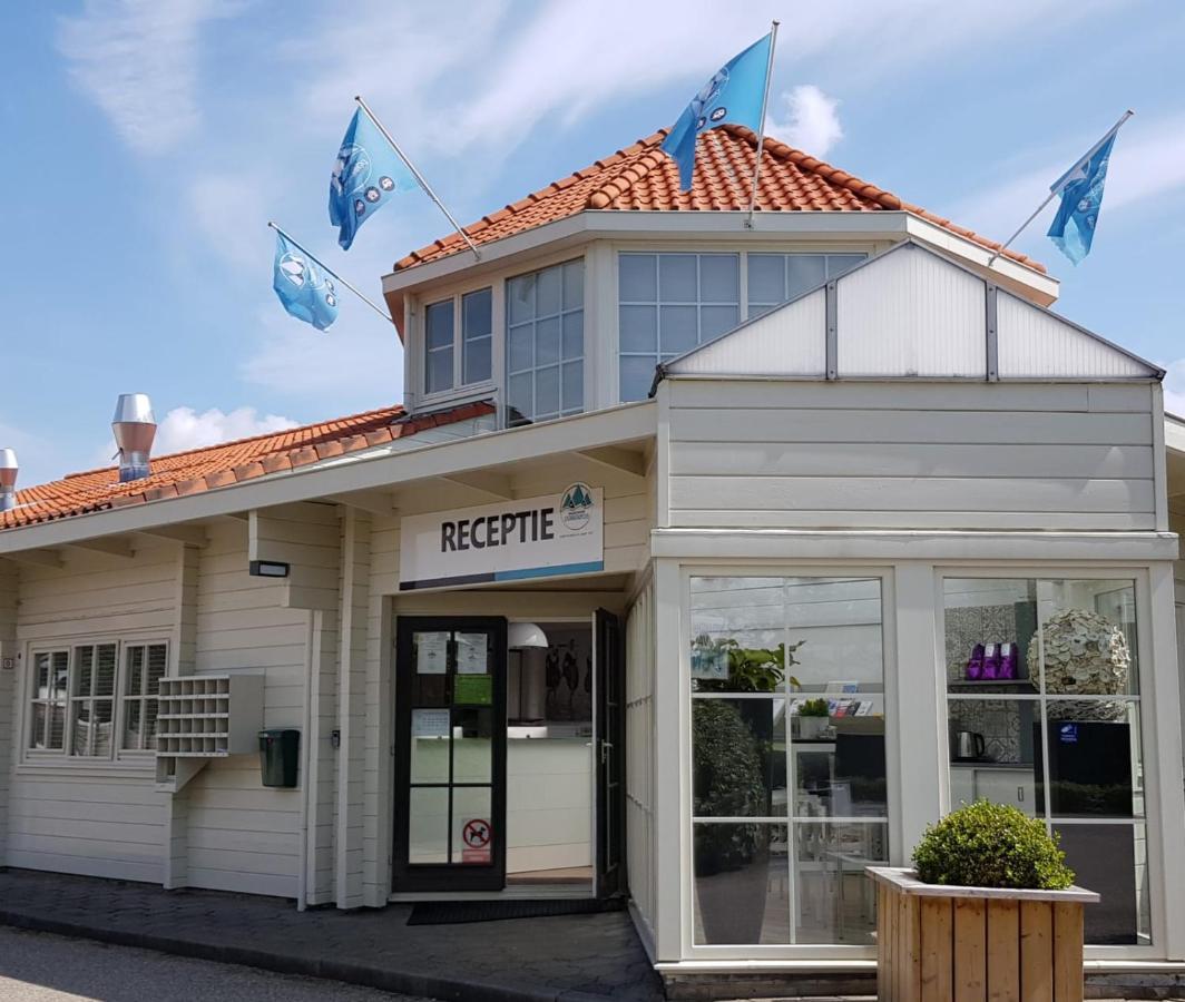 Strandhotel Dennenbos Oostkapelle Bagian luar foto